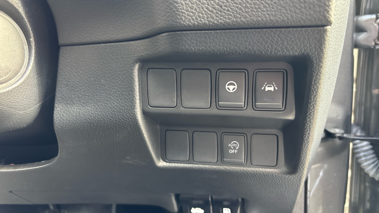 Nissan Qashqai 1.3 DiG-T 160 Tekna 5dr Petrol Hatchback